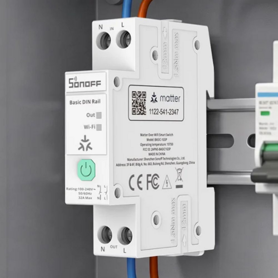 SONOFF Basic DIN Rail 32A &ndash; DIN-rail Relais met Energiemeting, Matter &amp; Wi-Fi hashop.nl